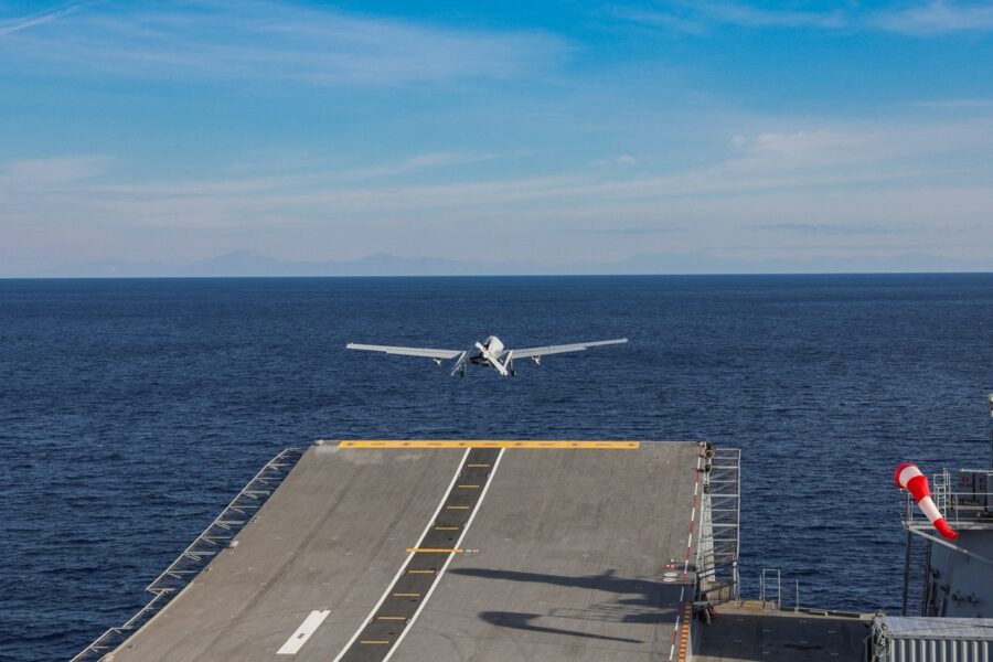 Bayraktar TB3’ten kamikaze insansız deniz aracı kontrol edildi