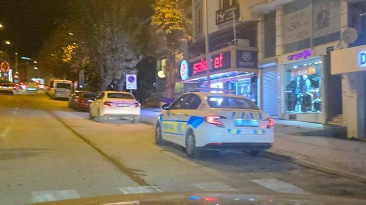 Bilecik’te ‘yan bakma’ dehşeti! Bacağına saplı bıçağı çıkartıp karşısındakini ağır yaraladı